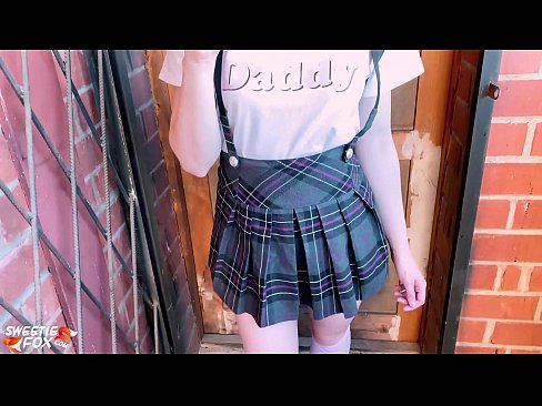 ❤️ Məktəbli qız öz sikini dərindən çəkir və dərslər yerinə sikik edir. ❤️❌ Sadəcə porno az.my-hentai-gallery.ru ❌️❤